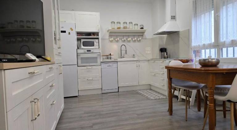 Holiday apartment with 2 rooms for 5 persons in Gijon