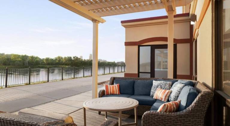 Holiday Inn Hotel & Suites Council Bluffs By IHG — photo 3