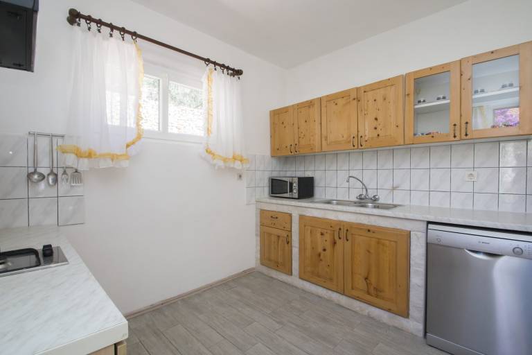 Holiday apartment with terrace & barbeque | Sea view | Dogs allowed — photo 3