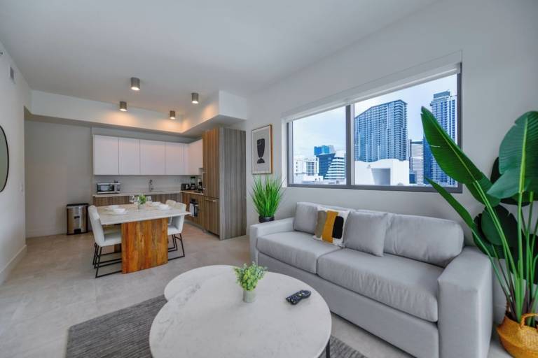 Apartment  Coconut Grove