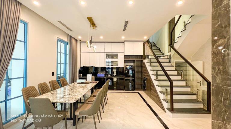 Villa with BBQ, jacuzzi & garden | Water view | Suitable for remote work — photo 4