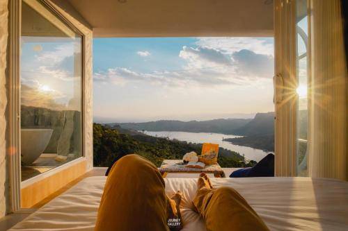 Lodge Mae Suai