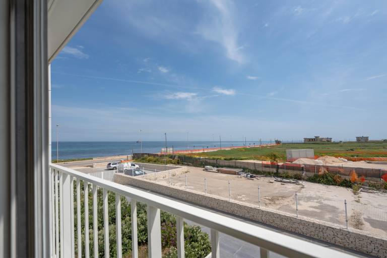 Apartment with fast internet | City view | Beach nearby | Dogs allowed — photo 2