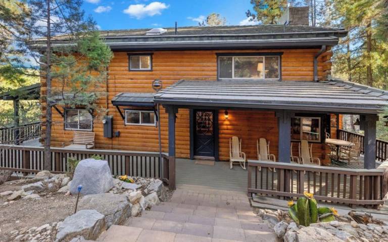 Cabin  Prescott