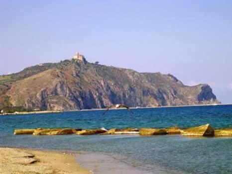 Bed & Breakfast  Oliveri