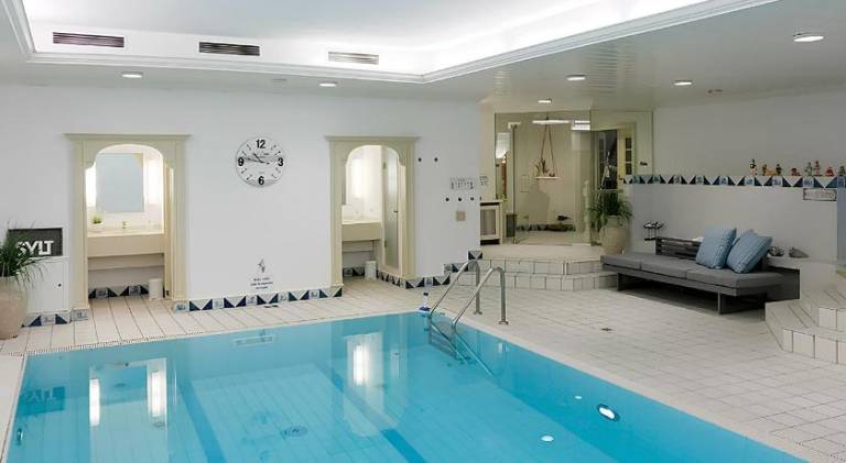 Charming rental apartment with pool | Pet-friendly — photo 3