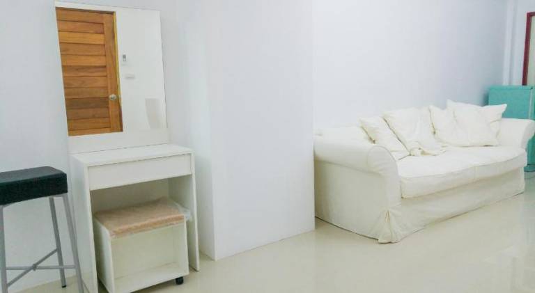Rental apartment with 1 room for 5 persons — photo 3