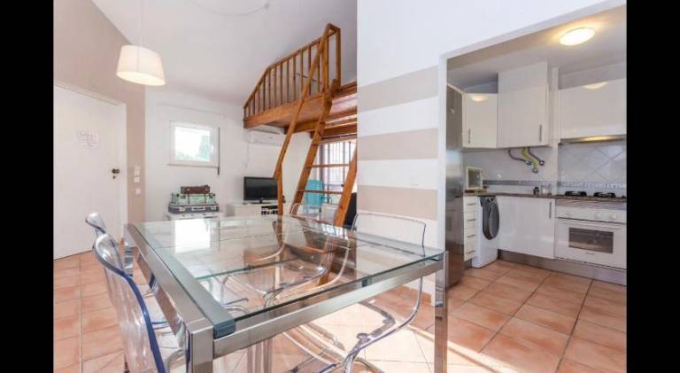 Fully equipped apartment with pool | Pet-friendly — photo 3