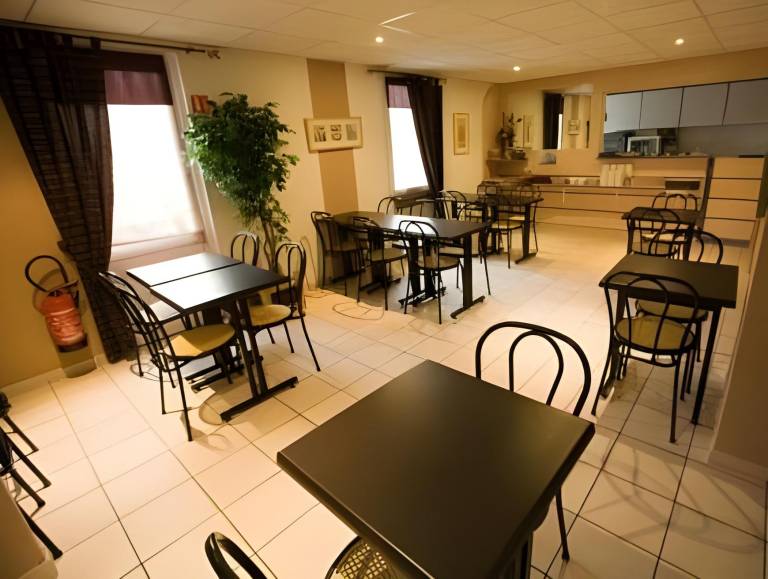 Le 2 by Hotel Akena - Nantes Beaujoire, Porte de Sainte Luce — photo 4