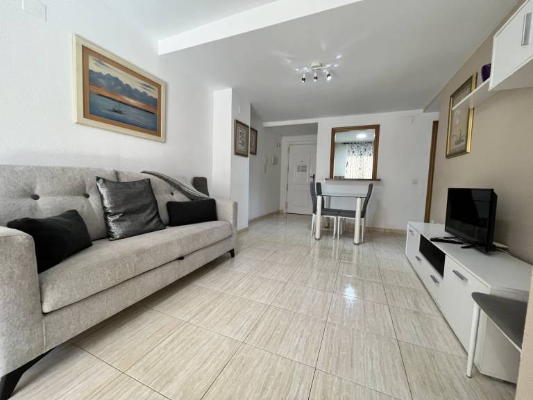 Rental apartment with patio, yard & pool | Sea view — photo 3