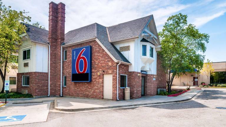 Motel 6 Arlington Heights, IL - Chicago North Central in Rolling Meadows, IL