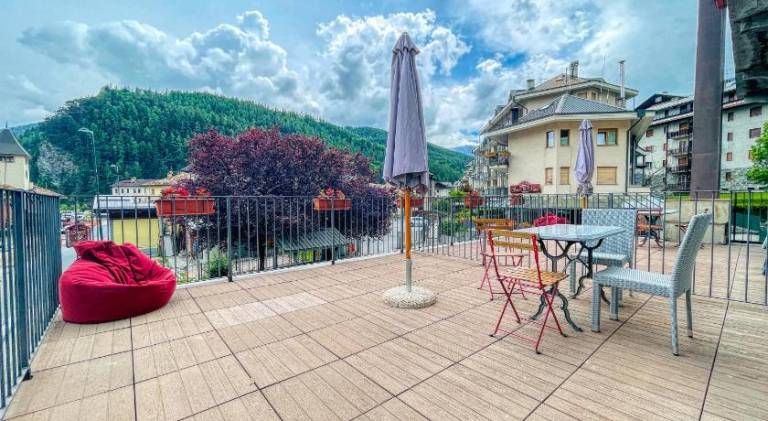 Charming serviced apartment with terrace | Pet-friendly — photo 3