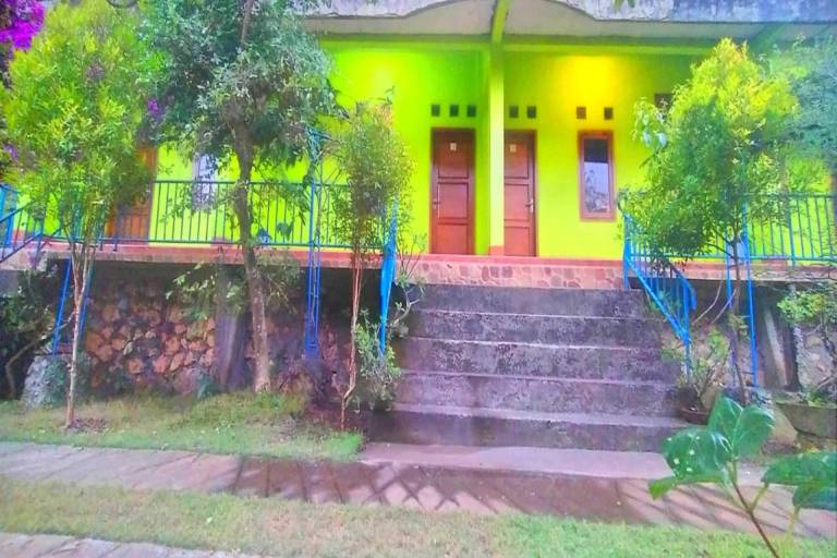 SPOT ON 94110 Endj Walet Samodra