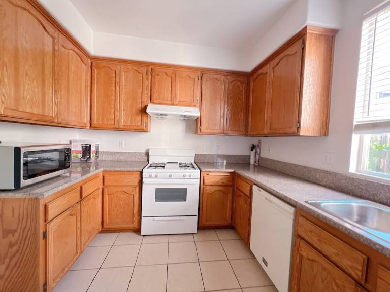 House West Covina