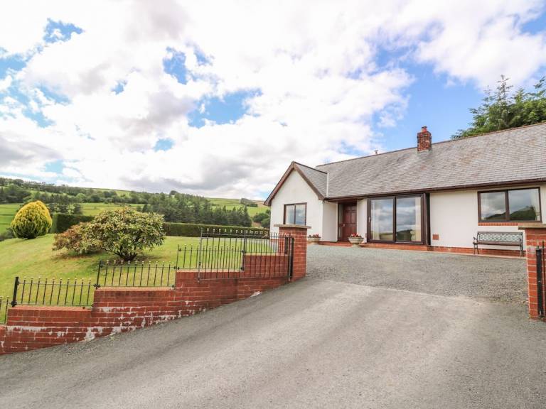 Cottage  Llanidloes