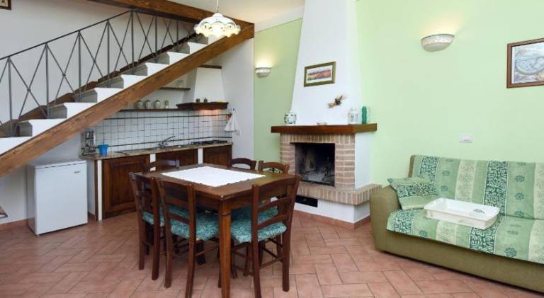 Lovely farm with pool, garden & barbeque | Pets are welcome — photo 2