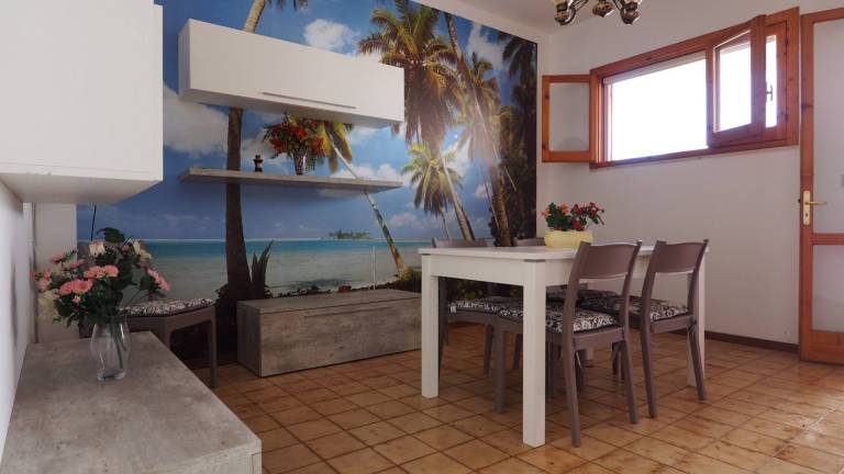 Holiday apartment with yard — photo 5