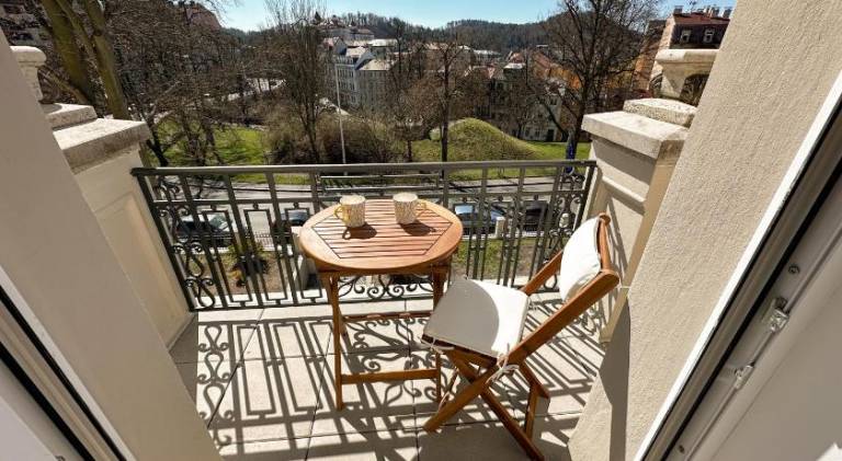 Serviced apartment with terrace — photo 4