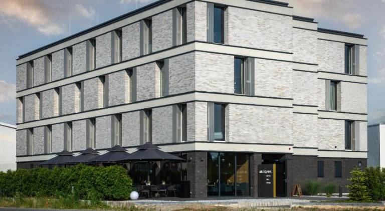 Hotel DEJANIL Hannover Burgdorf — photo 3