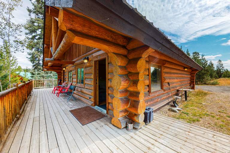 Cabin Logan Lake