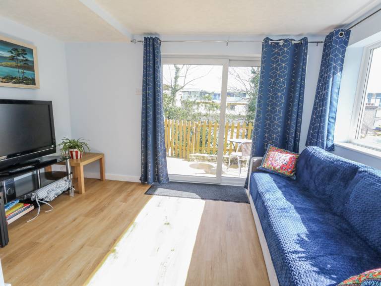 Cottage with garden | Beach view — photo 5