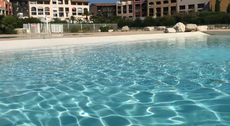 BEACH TROPEZ, with view in Cogolin