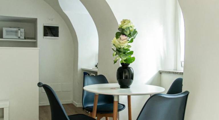 Apartment | Near Santa Maria Maggiore | Pets allowed — photo 3