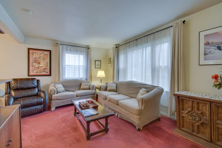 Convenient, Pet-Friendly Rochester Vacation Rental — photo 4