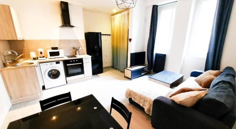 Holiday apartment with 1 room for 2 persons in Dijon