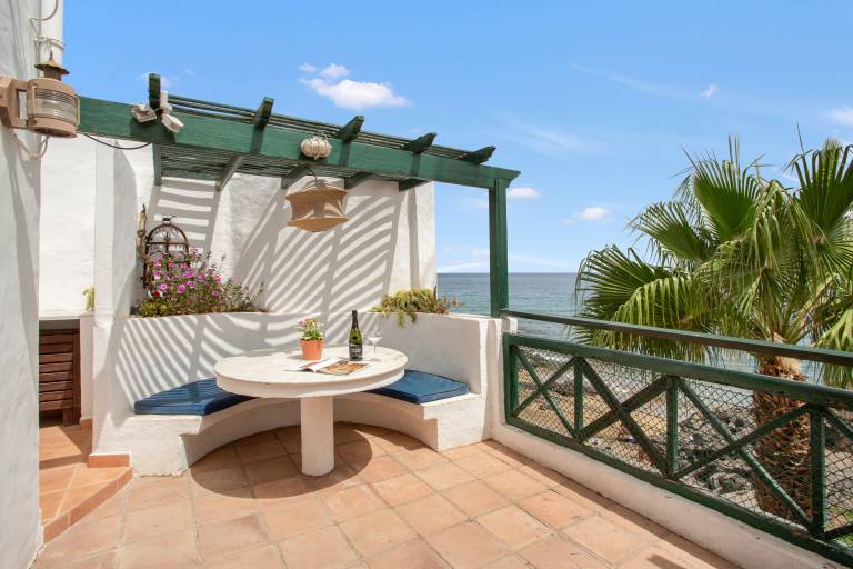 Holidays at 'The Beach House Lanzarote' with Sea Views, Private Terrace and Wi-Fi — photo 3