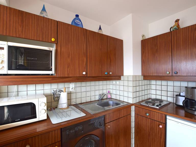 Studio with 1 room for 4 persons — photo 2