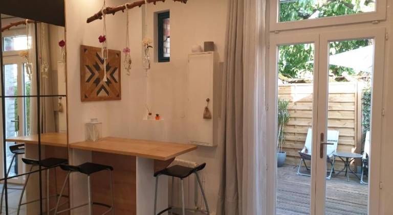 Vacation home with jacuzzi, patio & barbecue | Pets are welcome — photo 2