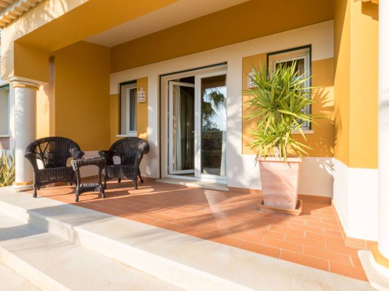 Villa with private pool, BBQ & terrace — photo 5