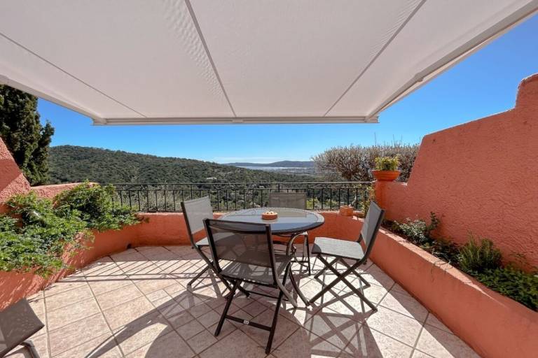 Nice vacation home with patio, barbecue & pool | Pets allowed in Grimaud