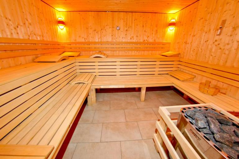 Holiday apartment with yard, BBQ & sauna — photo 4