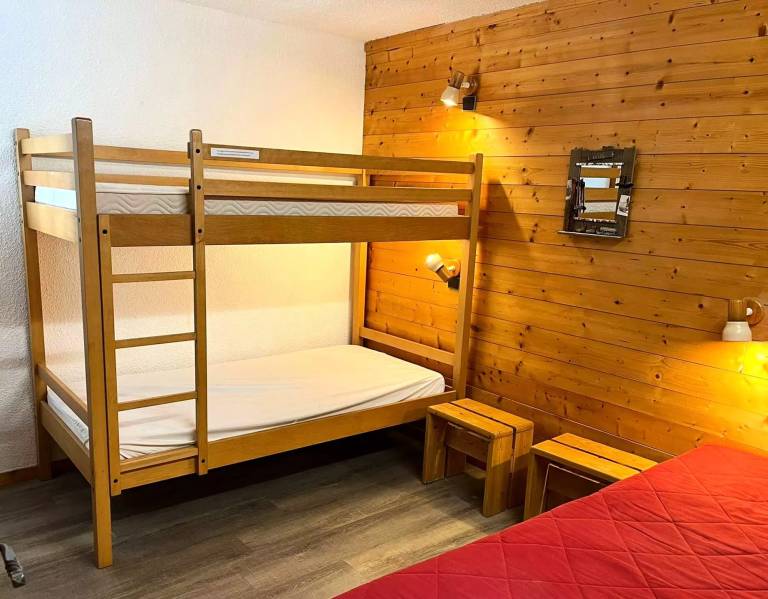 Holiday apartment with 1 room for 5 persons — photo 4