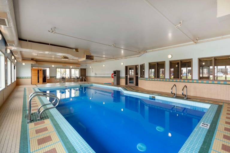 Best Western Grande Prairie Hotel & Suites — photo 4