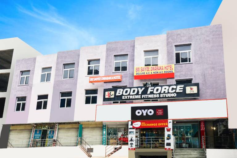 Hotel O Sri Saiyee Dwaraka Hotel