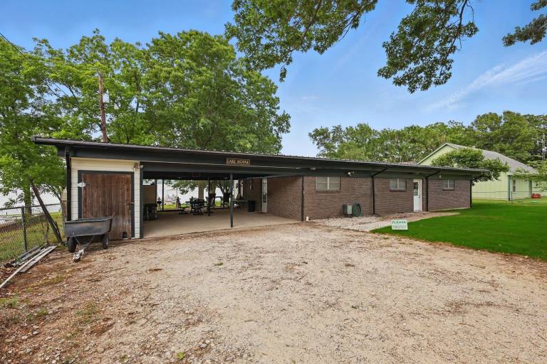 House Lake Tawakoni