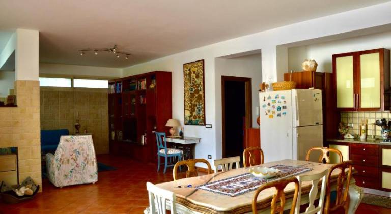 Big vacation home with jacuzzi | Close to the beach | Dogs allowed — photo 3
