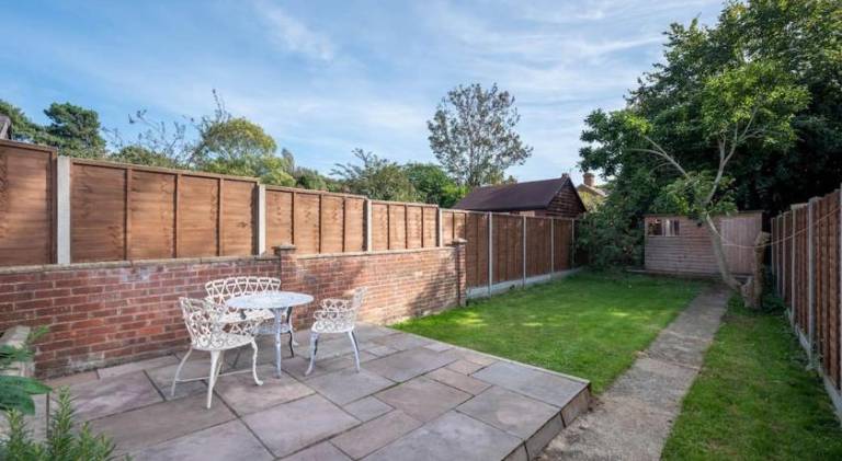 Pleasant house with yard | Pet-friendly — photo 5