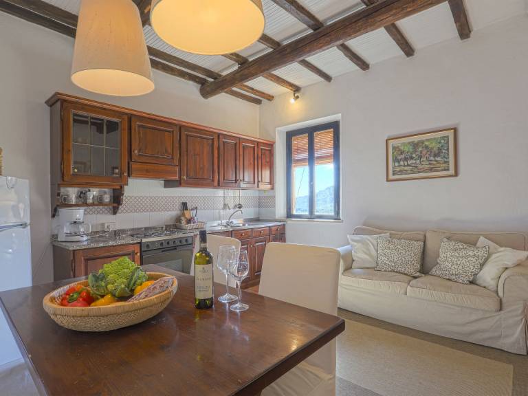 Apartment with patio, barbecue & pool | Nature view — photo 5