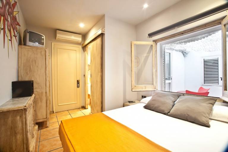 Hostel Ibiza