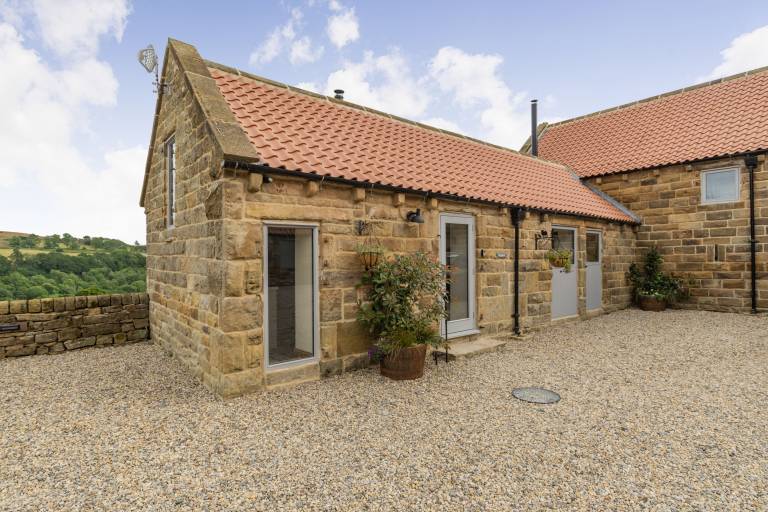 Fully equipped cottage with garden & jacuzzi | Dogs allowed — photo 2