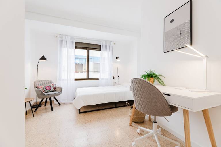 Habitación privada Malvarrosa