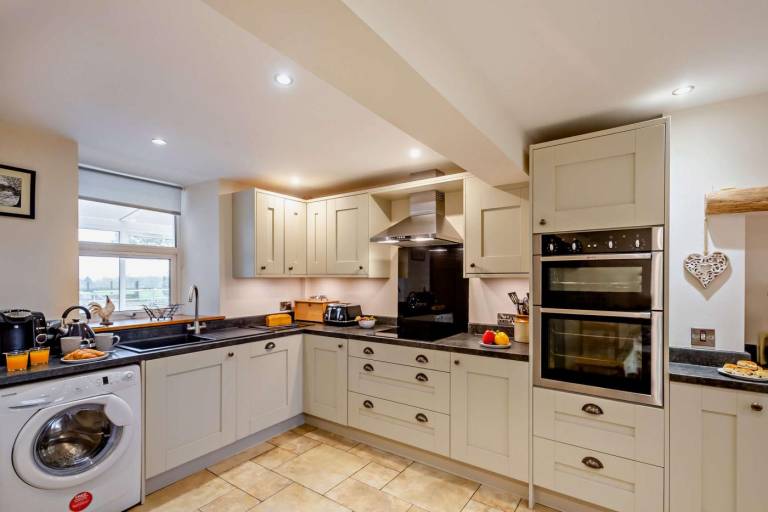 Child-friendly beautiful cottage with BBQ | Pets allowed — photo 2