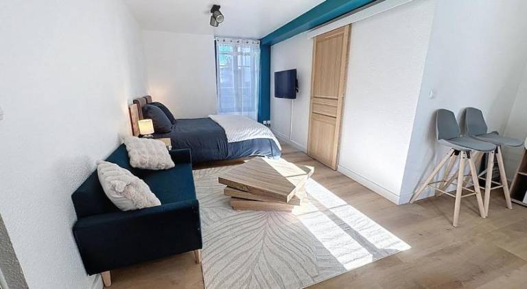 Apartment with 1 room for 2 persons in Tarbes