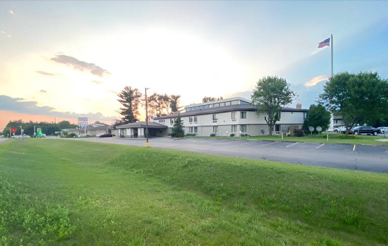 Ramada by Wyndham Stevens Point — photo 5
