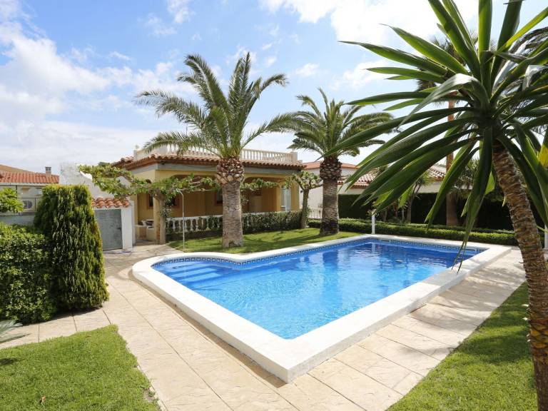 Villa  Miami Platja