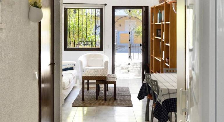 Fully equipped house with terrace | Beach nearby | Perfect for remote work | Pets allowed — photo 4